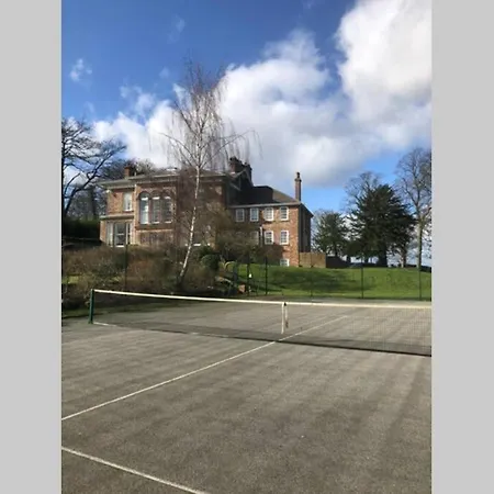 Hall Cottage, Wighill Near York And Leeds Holiday home