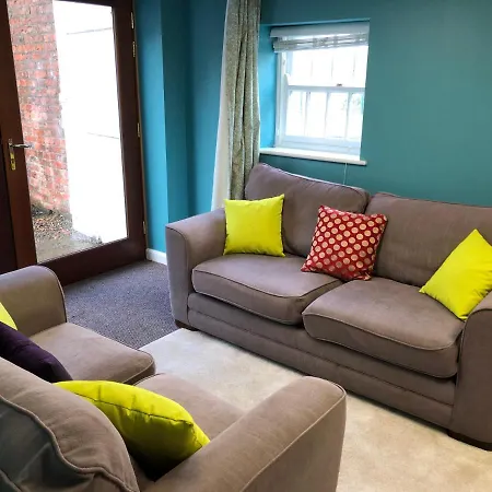 Holiday home Hall Cottage, Wighill Near York And Leeds Tadcaster